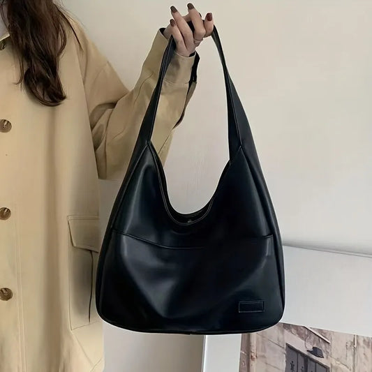 Minimalist Black Shoulder Bag – Trendy & Spacious